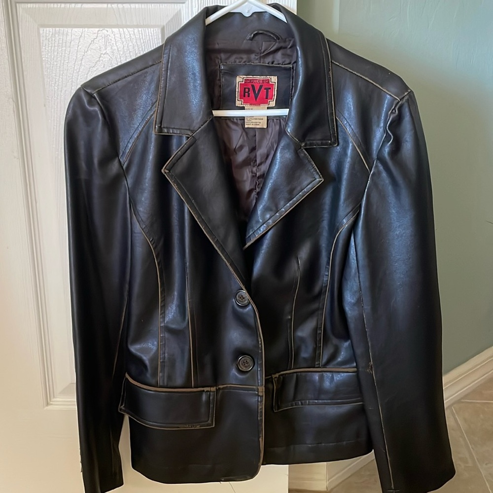 Women’s M brown distressed leather blazer. 2 button closure, front pockets